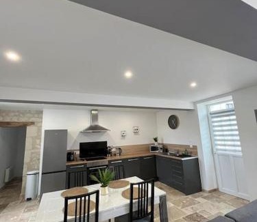 Sepmes Casa | Charmante maison de bourg cosy accès wifi