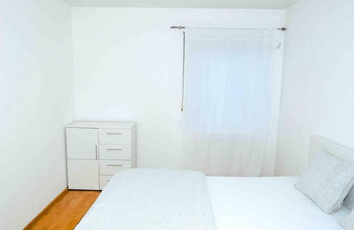 Sud Apartamento | Charmante moderne 3,5 ZKB-Wohnung