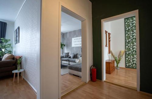 Zentrum-Sued Apartamento | Charmantes 5-Zi-Boho: Zentrumsnah & Arbeitsbereich