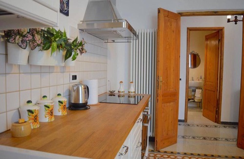 La Spezia Apartamento | Charme and Comfort near Cinque Terre