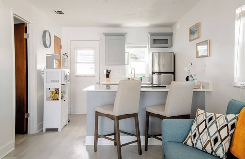 New Port Richey Apartamento | Charming 1-Bedroom Oasis in the Heart of Downtown