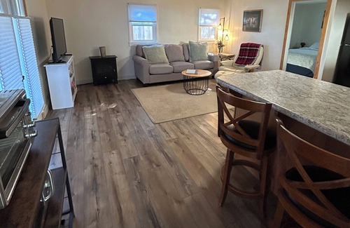 Central Point Cabaña | Charming 1-bedroom cottage in Central Point with AC