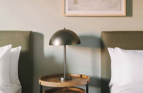 Newport Shores Hotel | Charming 1-bedroom with Two Queen Beds at hotel in awesome Newport Beach