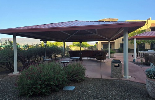 Cornville Apartamento | Charming 1-bedroom apartment in quiet Cornville with fitness room, AC and pool.