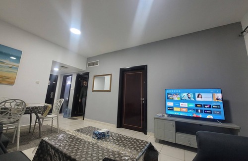 Rumailah Apartamento | Charming 1-bedroom apartment with AC, WiFi in brilliant Ajman