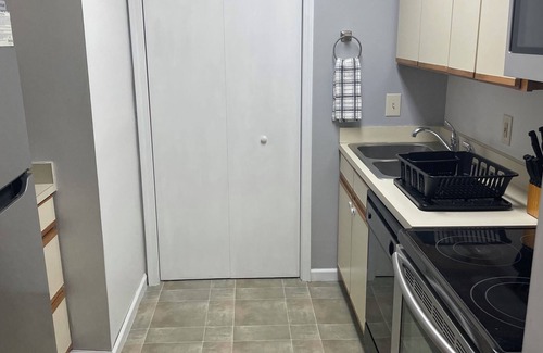 Clymer Condominio | Charming 1-bedroom condo in serene Clymer with multiple amenities