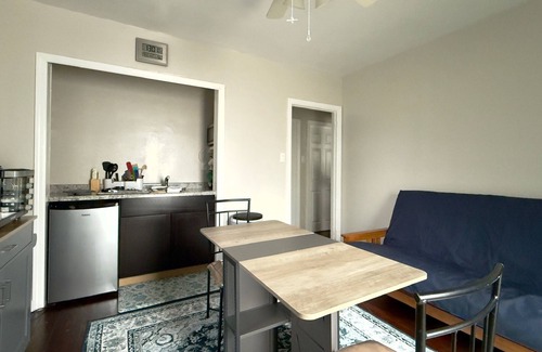 Kettering Apartamento | Charming 1-bedroom efficiency apartment