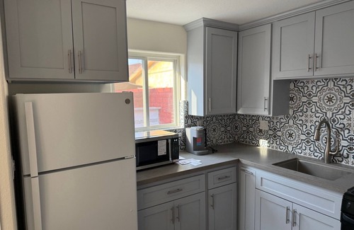 El Monte Casa | Charming 1-bedroom house with WiFi and AC in El Monte