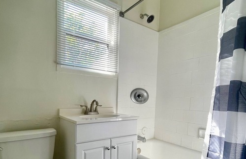 Ventura Cabaña | Charming 1 bedroom near Downtown, beaches, and hospitals