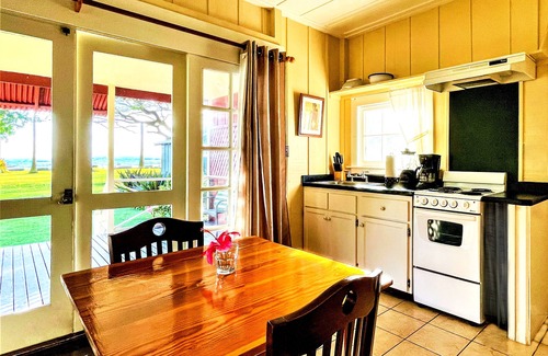 Waimea Casa | Charming 1-Bedroom Oceanfront Cottage