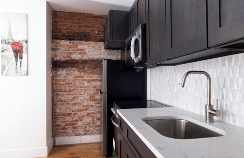 Mantua Apartamento | Charming 1-bedroom apartment with WiFi and AC in delightful Philadelphia