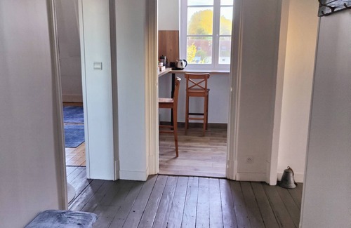 Nemours Apartamento | Charming 100m2 apartment in the heart of Nemours in a beautiful Maison de Maître