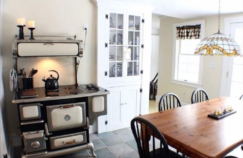 Amherst Otro | Encantadora casa de campo 1840 ~ Retiro mágico ~ para 14 personas