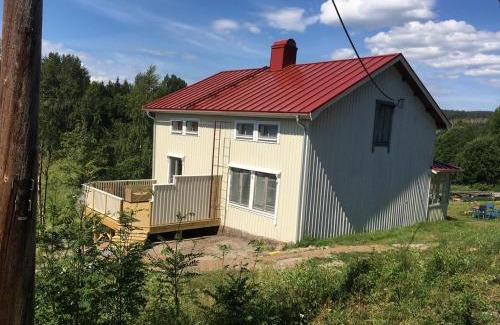 Skog Casa | Charming 19th Century Timber Frame House in High Coast Area