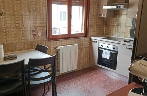 Fiorenzuola d'Arda Apartamento | Charming 2-bedroom apartment with AC, WiFi in lovely Fiorenzuola d'Arda