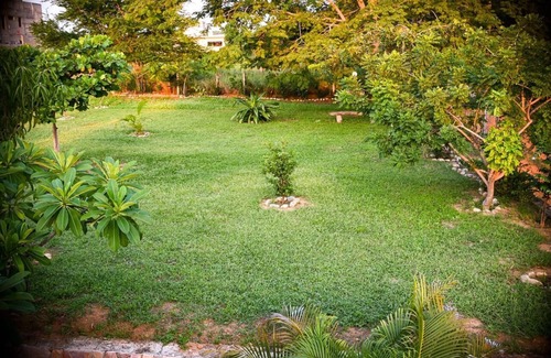 Emiliano Zapata Cabaña | Charming 2-bedroom cottage with WiFi, AC in awesome Puerto Escondido
