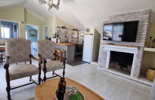 La Paloma Apartamento | Charming 2-bedroom apartment in amazing Puerto la Paloma with WiFi