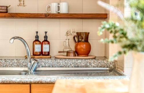 Licciana Nardi Apartamento | Charming 2-bedroom apartment in lovely Licciana Nardi with WiFi