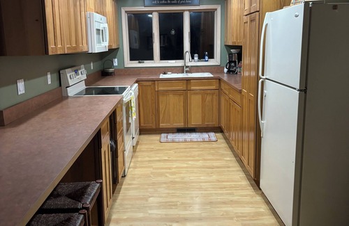 Mullett Lake Casa | Charming 2-bedroom 1-full bath upstairs house less than 1/2 mile to Mullett Lake