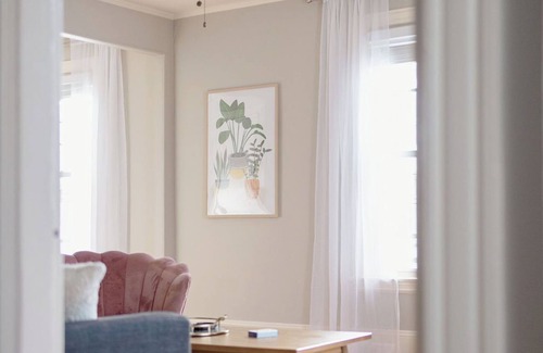 East End Apartamento | Charming 2-bedroom apartment with AC, WiFi in fabulous Portland