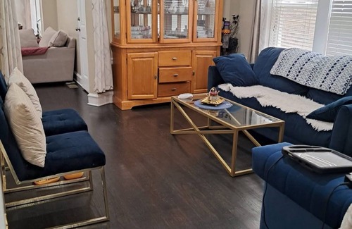 North Park Apartamento | Charming 2-bedroom apartment in wonderful Chicago with WiFi, AC