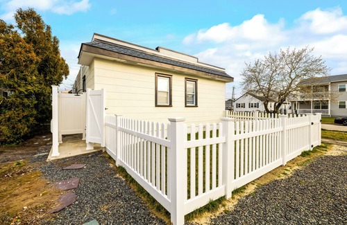 Southend Casa | Charming 2-bedroom bungalow with WiFi, AC in Brigantine