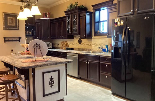 Hobbs Casa | Charming 2-bedroom building in Hobbs with WiFi and AC