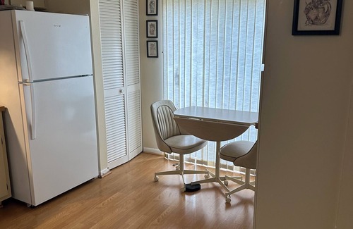 Villas Condominio | Charming 2-bedroom condo in fabulous Fort Myers. Close stores and restaurants.