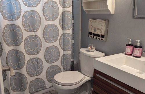 Healdsburg Condominio | Charming 2-bedroom condo in enchanting Healdsburg with WiFi, AC