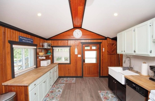 Monticello Cabaña | Charming 2-bedroom cottage in peaceful Monticello with AC, WiFi