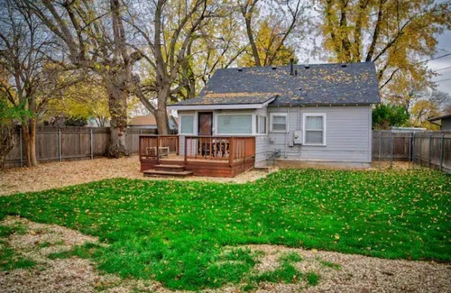 Meridian Casa | ✮ Charming 2-bedroom Cottage in Oldtown Meridian ✮