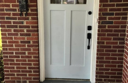 Earlewood Casa | Charming 2-bedroom duplex home in Historic Earlewood