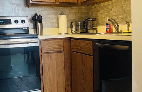 Primos Secane Apartamento | Charming 2-bedroom first floor apartment with WiFi, AC in lovely Primos