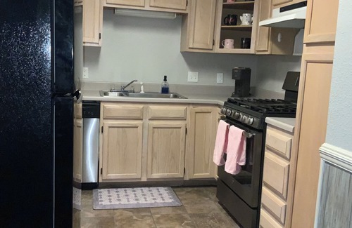 Fort Smith Casa | Charming 2-bedroom house in amazing Fort Smith with AC, WiFi