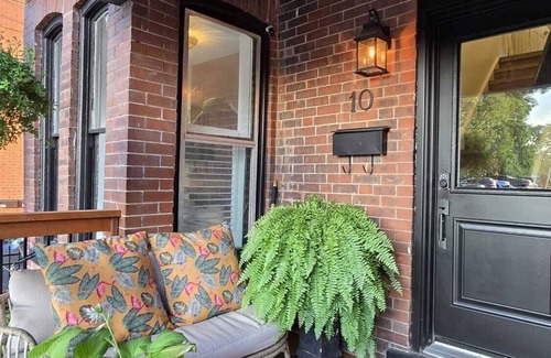 Grimsby Casa | Charming 2-bedroom historic home with WiFi and AC in Grimsby