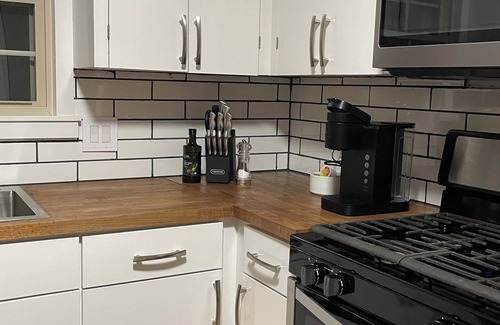 Oak Cliff Casa | Charming 2-bedroom house in Dallas with AC