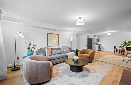 Southeast Casa | Charming 2-bedroom house in Denver Area - Near Tech Center > 30 day min. Rental>