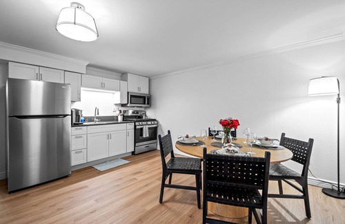 Southeast Casa | Charming 2-bedroom house in Denver Area - Near Tech Center > 30 day min. Rental>
