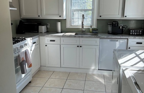 Joplin Casa | Charming 2-bedroom house with WiFi and AC in marvelous Joplin