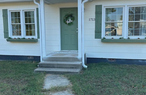 Joplin Casa | Charming 2-bedroom house with WiFi and AC in marvelous Joplin