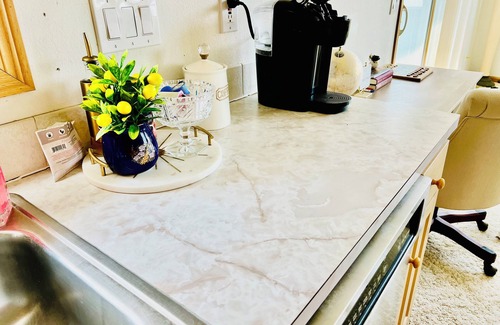 Burbank Casa | Charming 2-bedroom King+King bedroom house in near Ponca with WiFi, AC