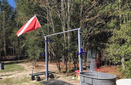 Lake City Casa | Charming 2-bedroom mobile home in Fort White with Wi-Fi, AC. Pet friendly!