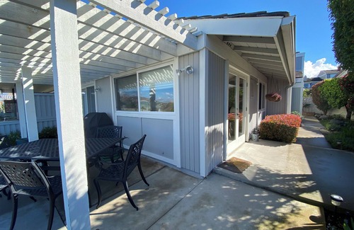 Dana Point Casa | Charming 2-bedroom ocean view house in sought after Niguel Shores community