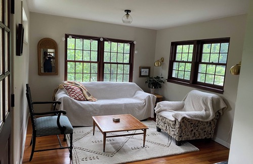 Canaan Casa | Charming 2-bedroom Queechy Lake house in enchanting Canaan with WiFi, AC.