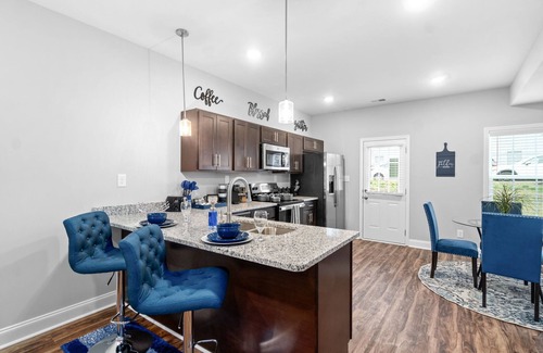 Clarksville Casa | Charming 2-bedroom townhome with WiFi and AC in lovely Clarksville