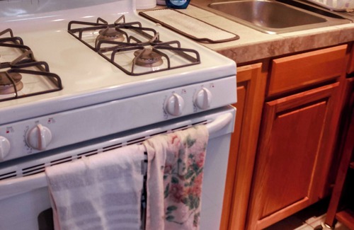 Cliftondale Casa | Charming 2-bedroom flat in brilliant College Park with AC, fitness room