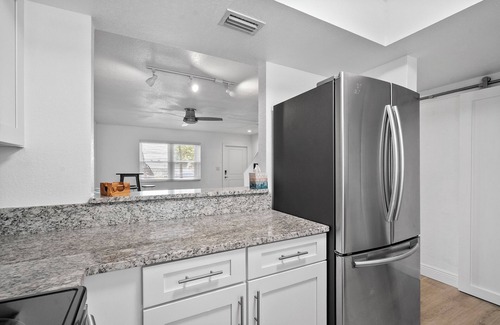 Fort Pierce Shores Casa | Charming 2-bedroom, 2.5 bath townhome in enjoyable North Hutchinson Island!