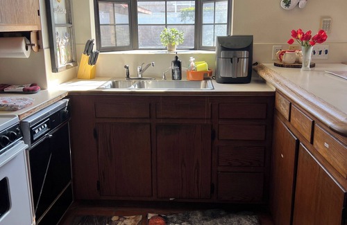 Midway City Casa | Charming 2-bedroom house in Disneyland SoCal Midway City