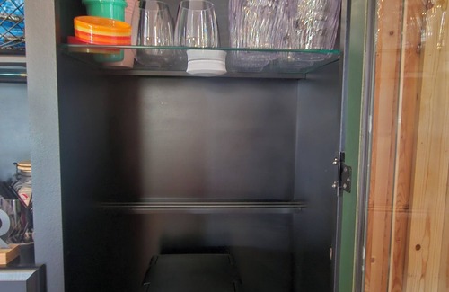 Monroe City Cabina | Charming 2-bedroom cabin near Jellystone Park, Spaulding boat ramp and more!