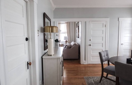 West Orange Apartamento | Cozy 2BR - 5' to NYC Train & 10' to Seton Hall